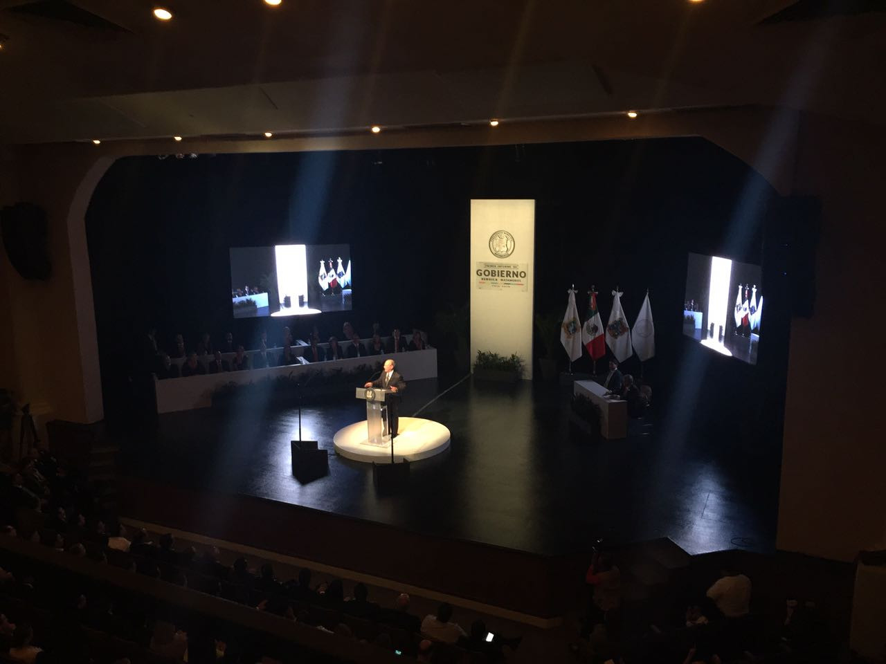 Chuchín rinde su primer informe de gobierno 