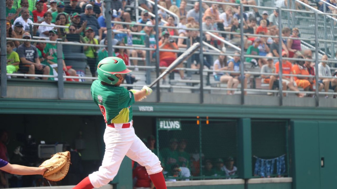 México vence a Italia 13 a 0 por knockout