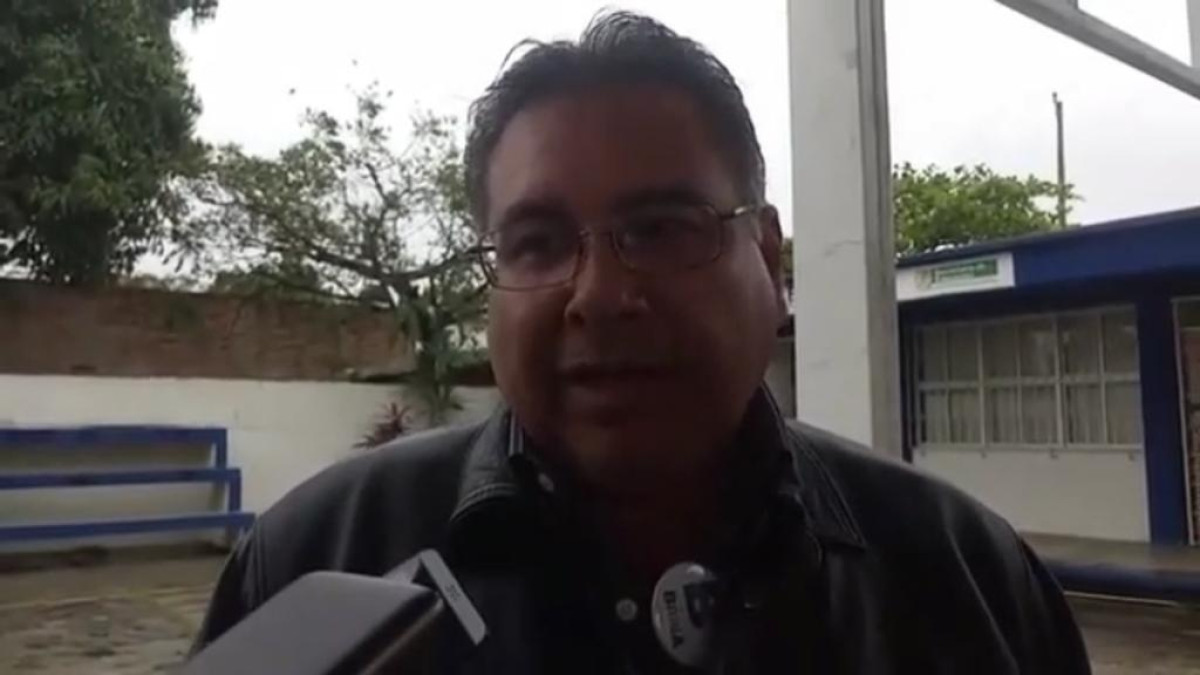 Pide Educación enviar bien abrigados a los niños a la escuela 