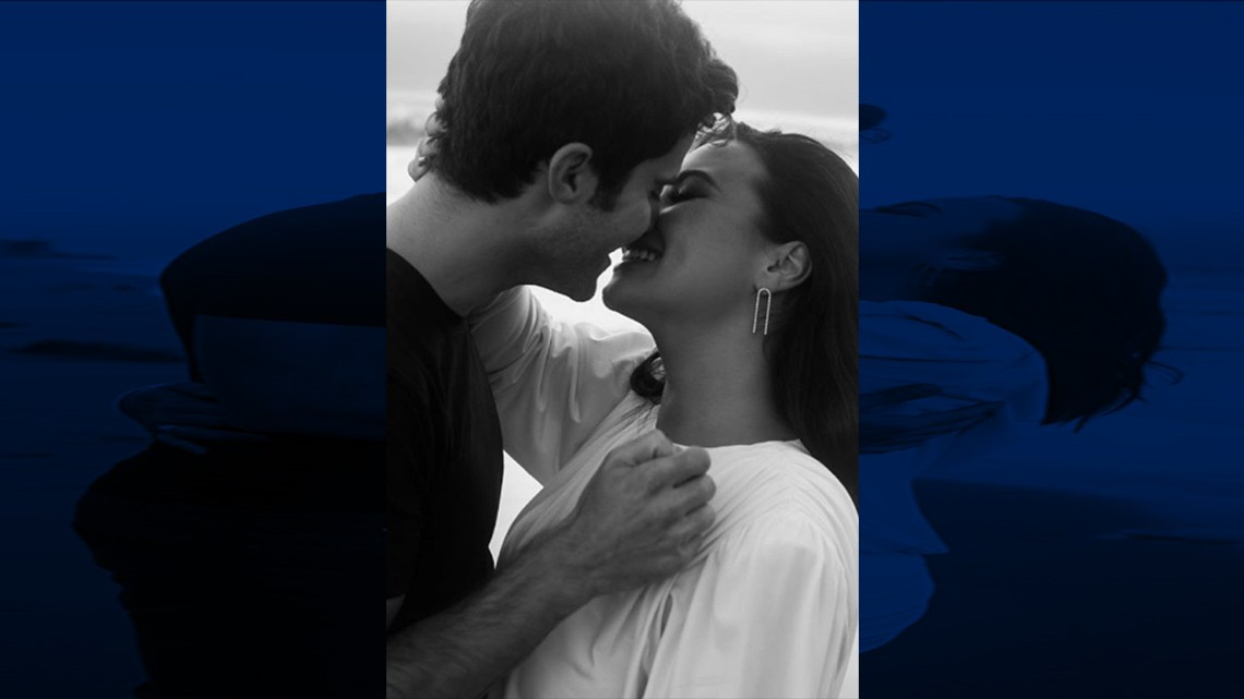 Demi Lovato y Max Ehrich anuncian su compromiso