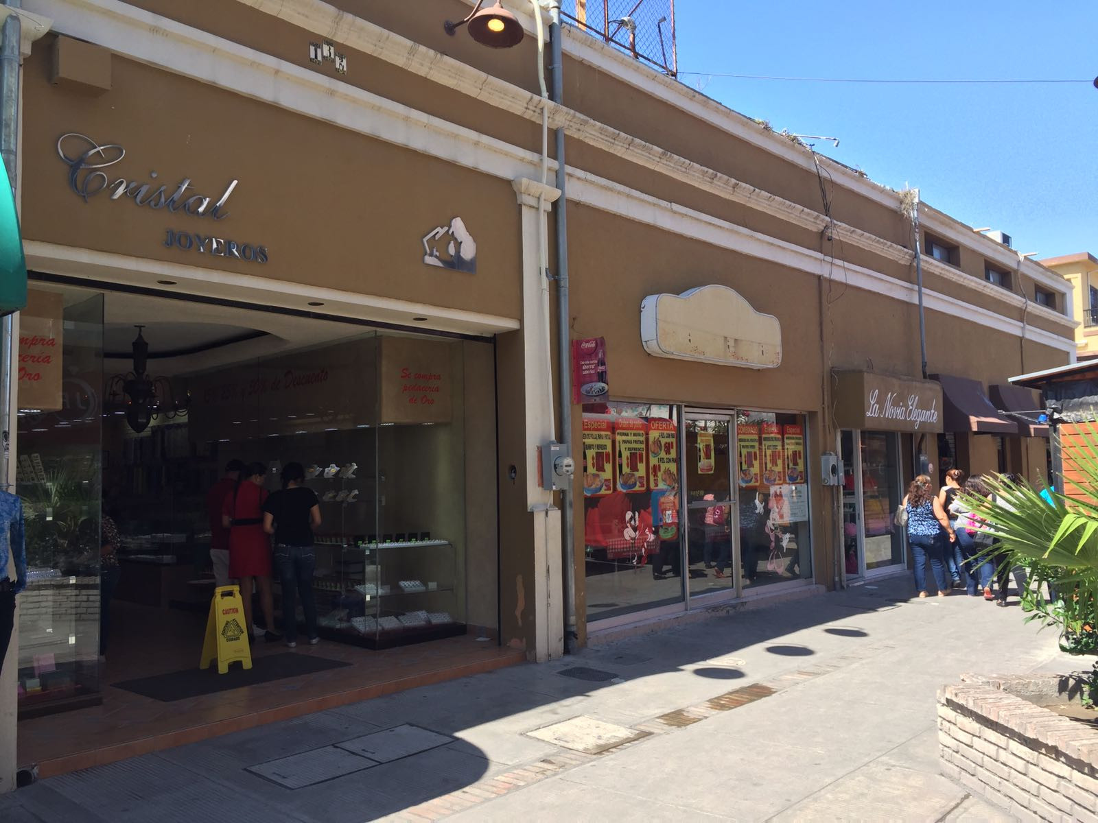 Apagón deja saldo blanco en la zona centro de Matamoros