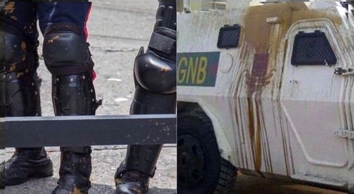 Manifestantes venezolanos lanzan bombas de excremento a policías