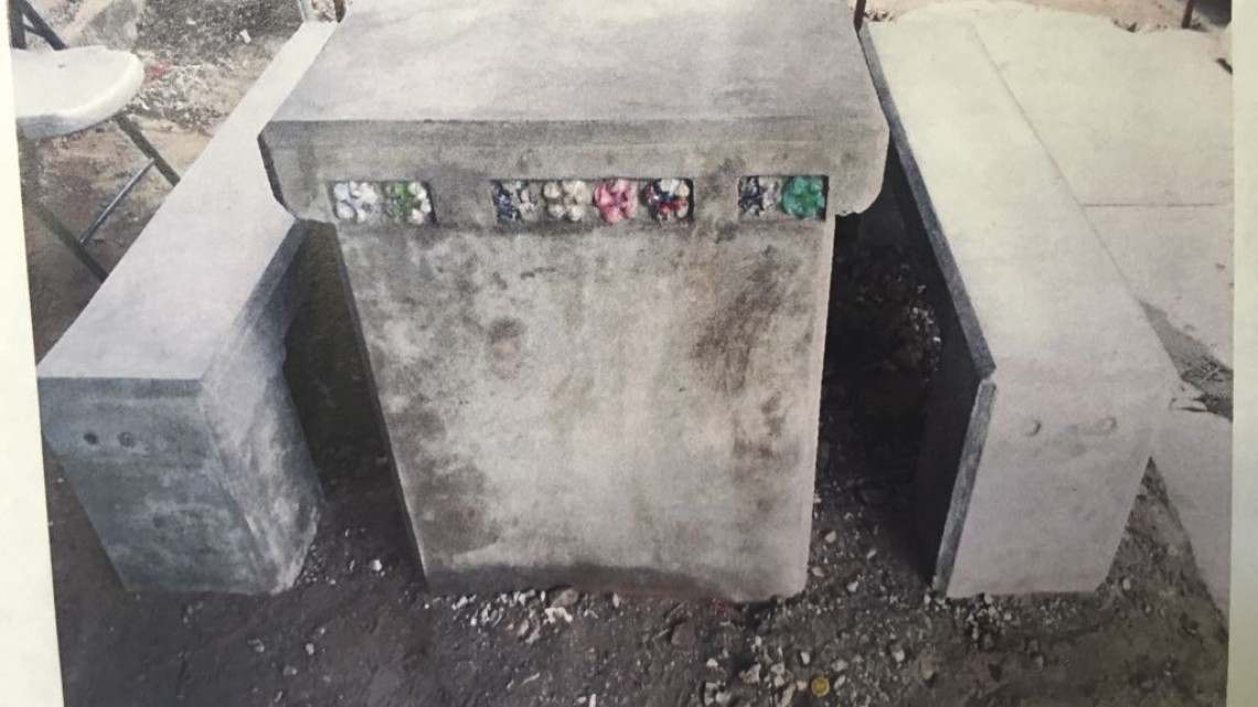 Realizan proyectos utilizando botellas de plástico para la construcción