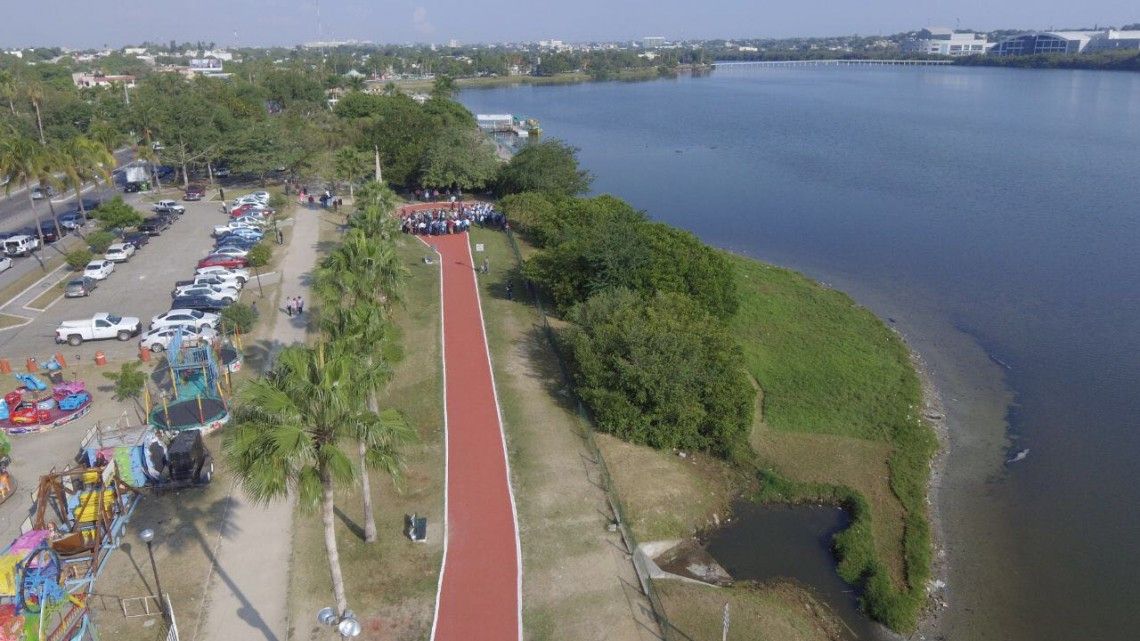 Inaugura Magdalena Peraza pista de trote en la laguna del carpintero 