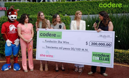 Fundación She Wins recibe donación de 300 mil pesos 