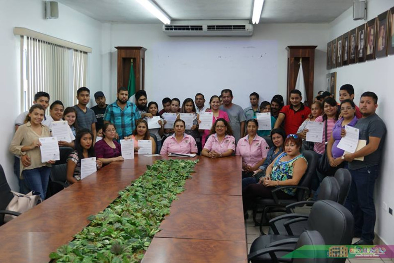 Pláticas prematrimoniales se llevan a cabo