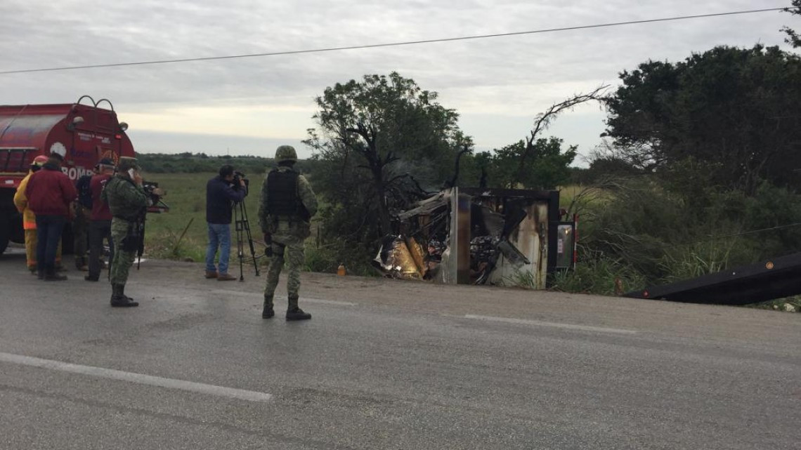 Joven conductor salva la vida milagrosamente