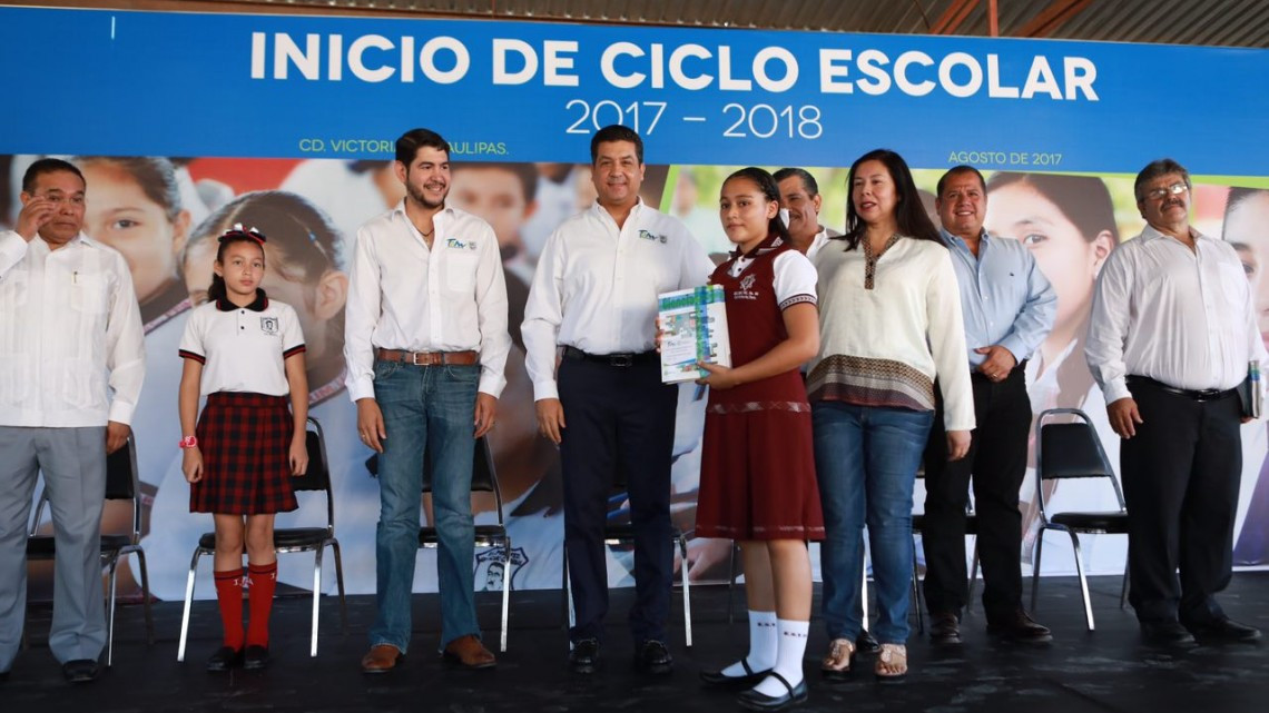 Inaugura Gobernador ciclo escolar 2017-2018 