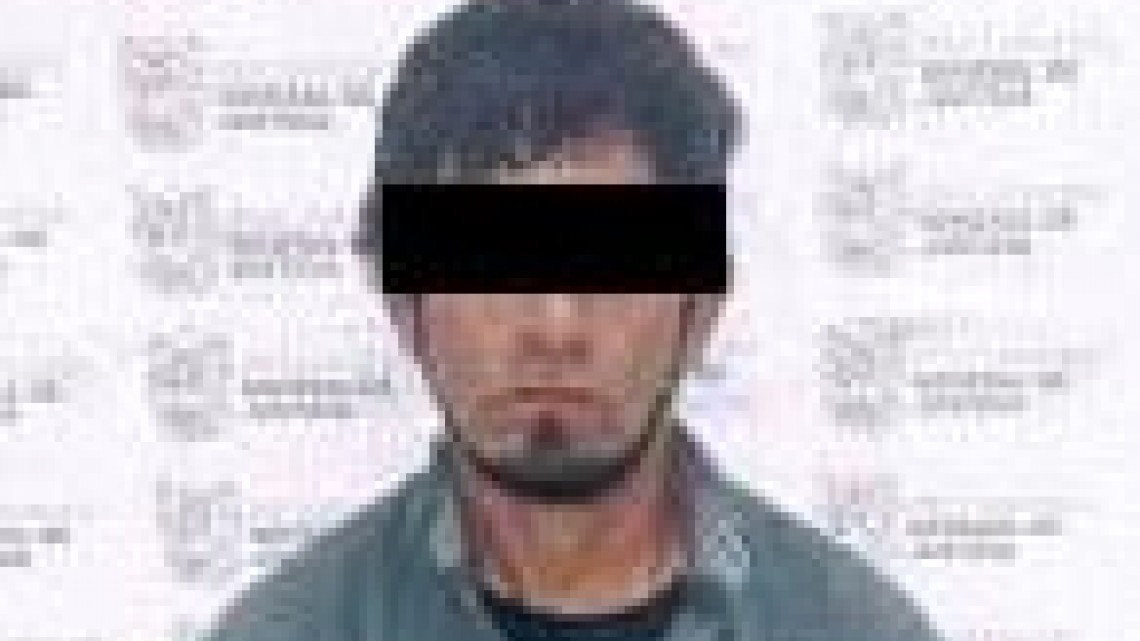 Detienen a dos hombres vinculados con la delincuencia