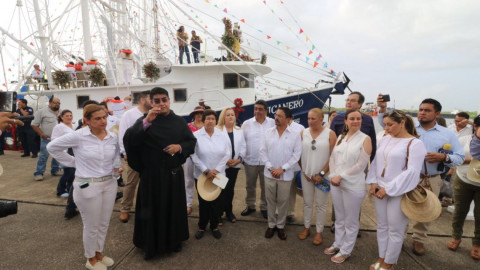 Celebraron alcaldes a la virgen del Carmen