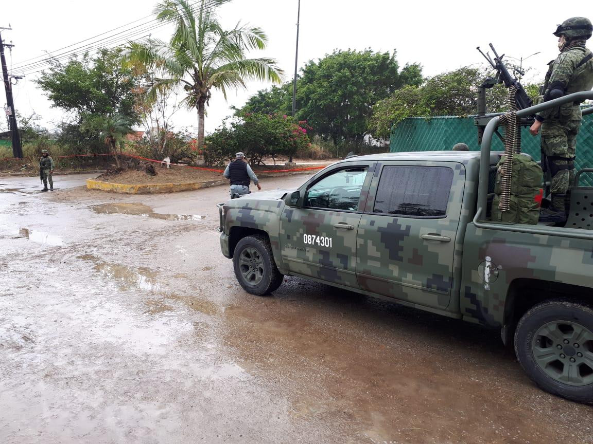 Fuga de gasolina por toma clandestina en Ciudad Madero 
