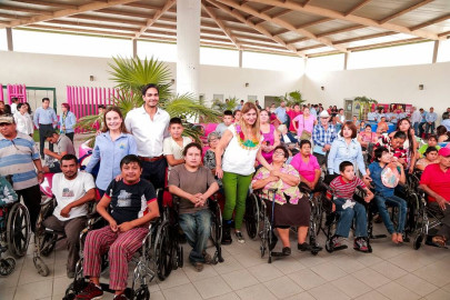 Municipio y DIF apoyan a personas con discapacidad