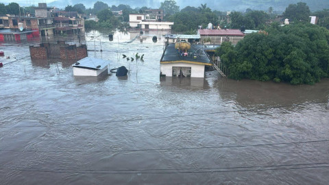 Tras inundaciones, Alcalde de Poza Rica admitió que no se construyó muro de contención del Río Cazones