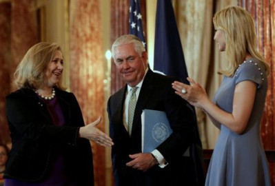 Gobierno de EU coloca en la lista negra a China por tráfico de personas 