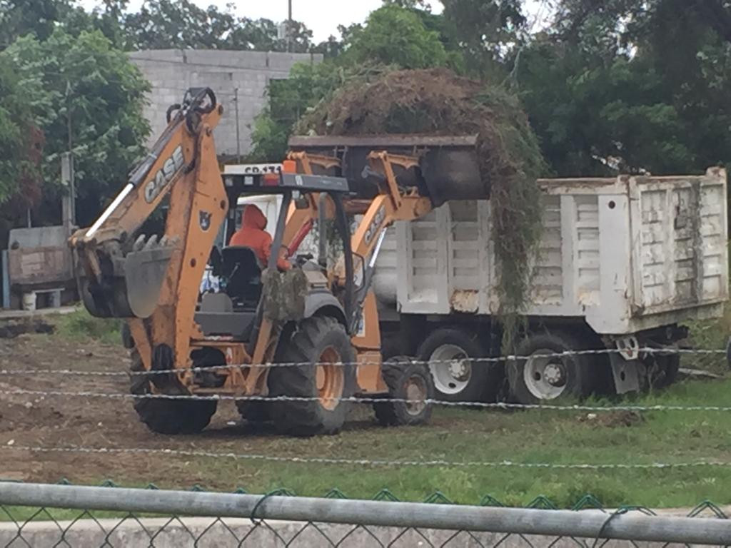 Trabajan en la recuperación y mantenimiento de espacios públicos