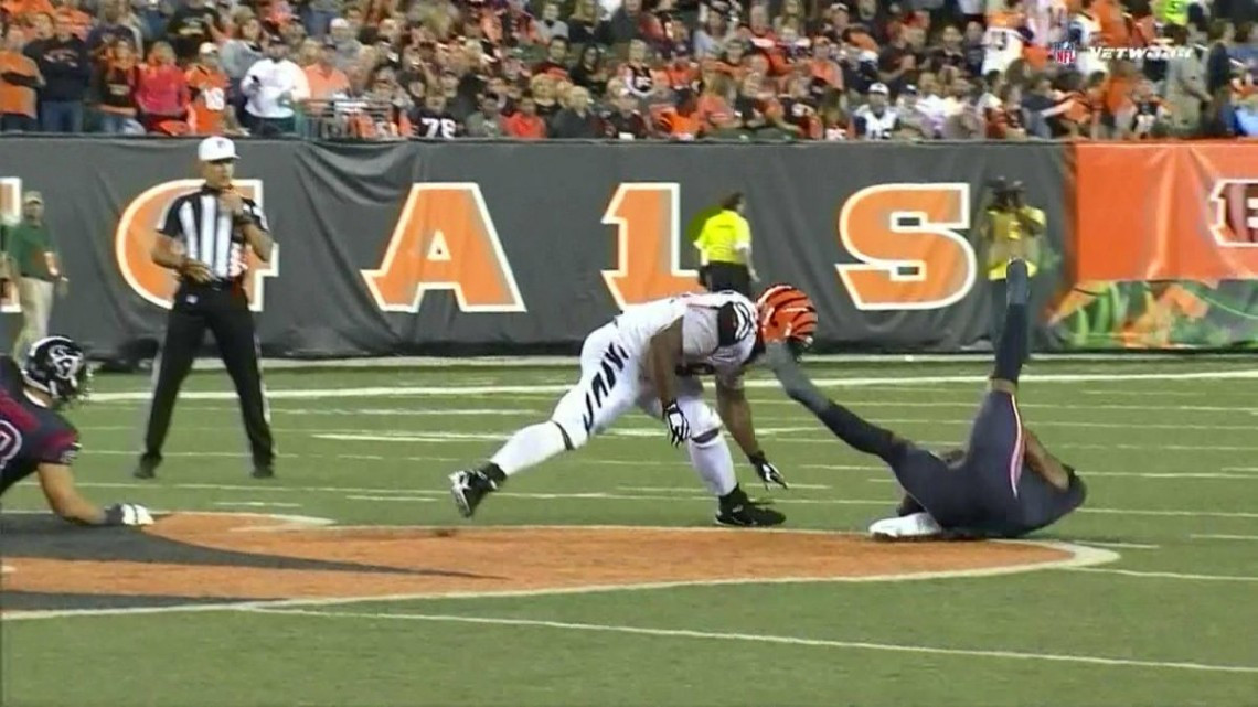 Texanos se imponen ante Cincinnati por marcador de 13-9