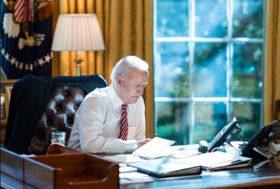 Biden pide aprobar acuerdo bipartidista que le faculte para cerrar la frontera