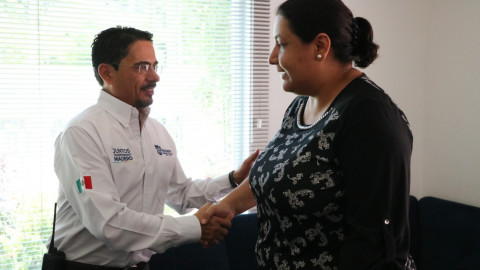 Reconoce alcalde de Madero a la ganadora de la Olimpiada del Conocimiento