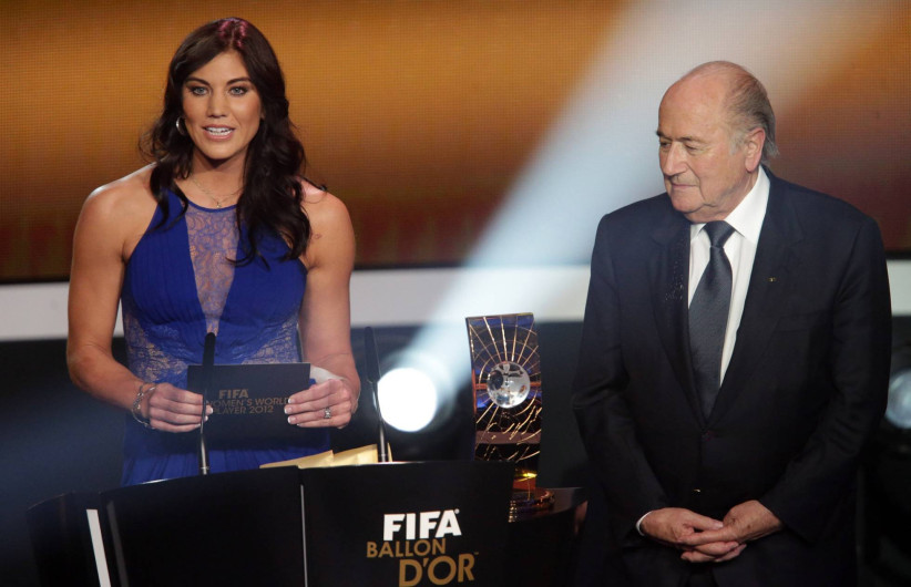 Hope Solo acusa a Joseph Blatter por acoso sexual en 2013