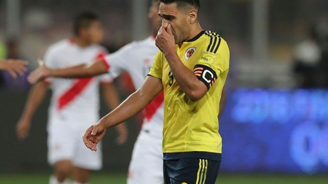 Chile medita ir ante FIFA por supuesto 'acuerdo de partido' entre Perú y Colombia