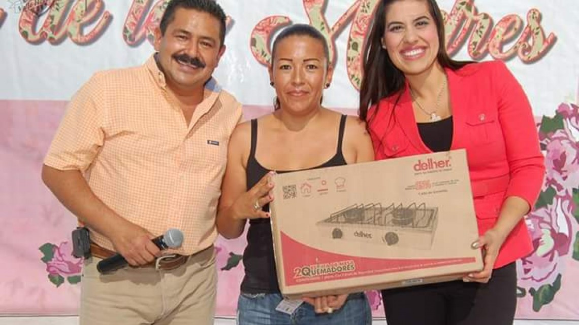 Festejan el "Día de la madres" en el Poblado el Realito