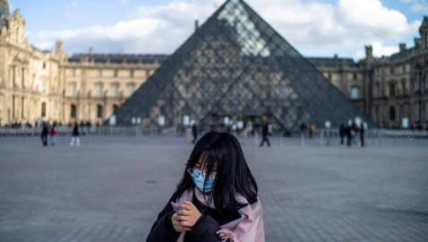 Francia supera millón de contagios por COVID-19