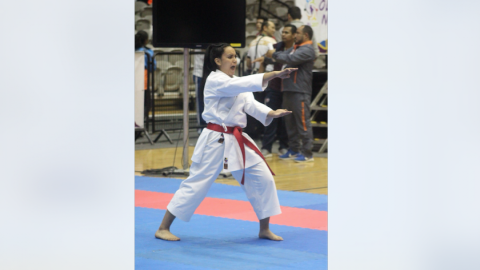 Ana Karen Rodriguez participa en Mundial de Karate