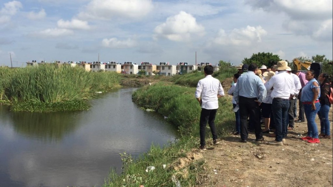 Realizan trabajos de limpieza de canales pluviales y del sistema lagunario