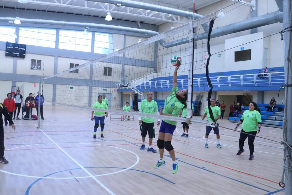 Realiza Ayuntamiento torneo mixto interdepartamental de Voleibol
