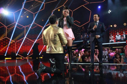 Edwin Luna pide matrimonio a Kimberly, en La Academia