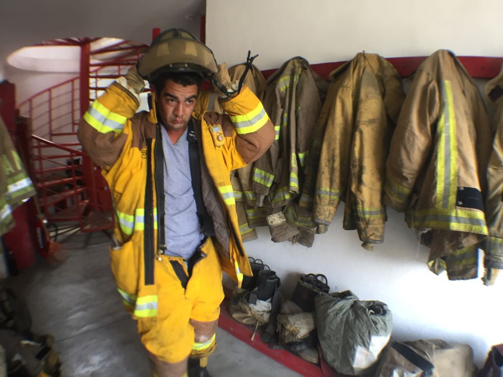 Será dotado de equipo contra incendio, el cuerpo de bomberos