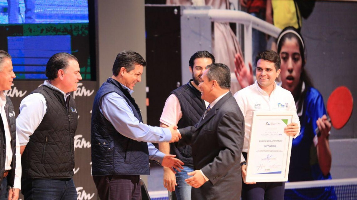 Entrega Gobierno del Estado reconocimiento a los mejores deportistas de Tamaulipas