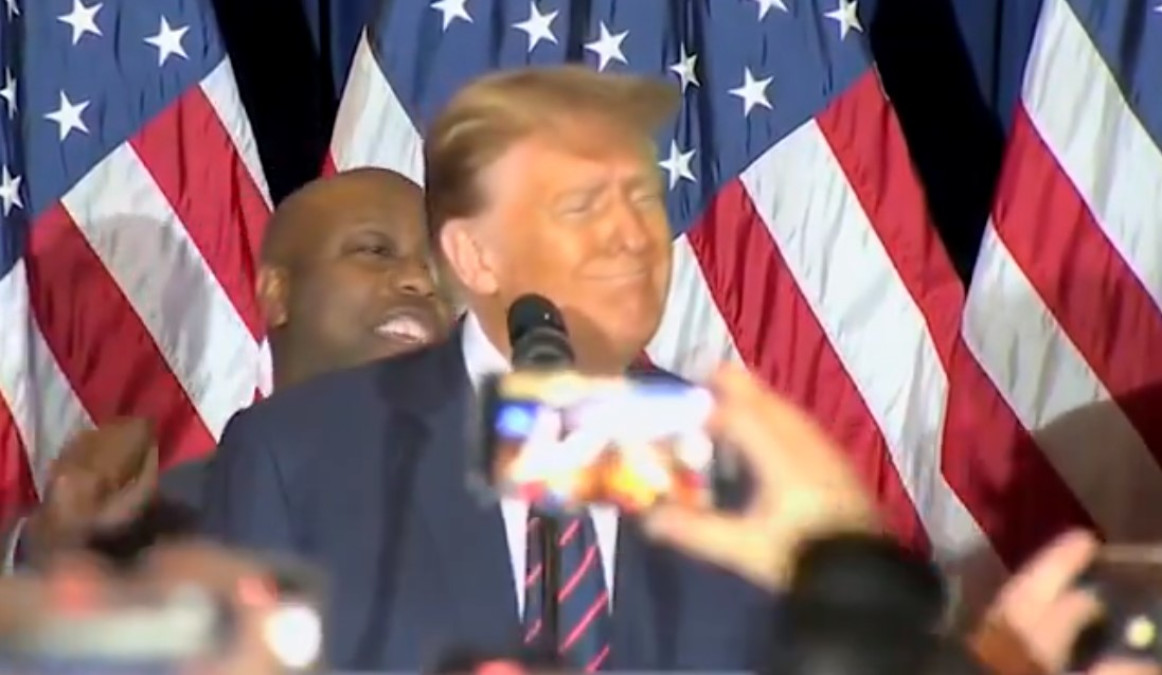 Trump gana primarias en New Hampshire