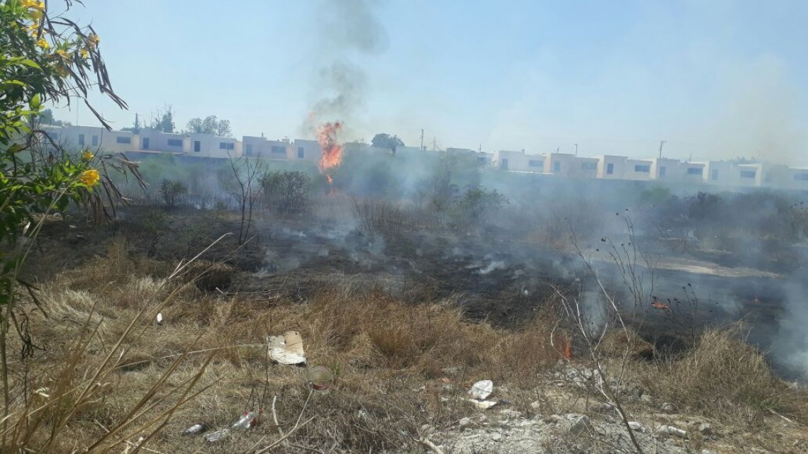 Bomberos de Victoria no se dan abasto con incendios
