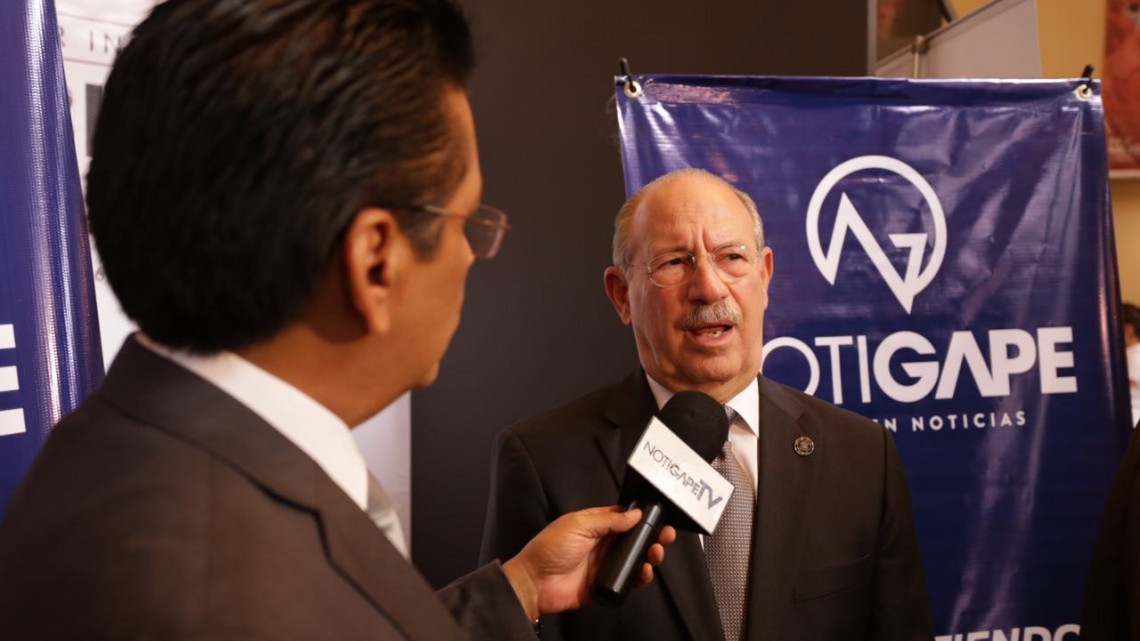 Chuchín rinde su primer informe de gobierno 