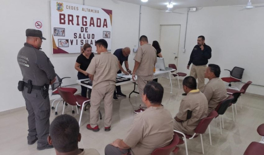 Reciben lentes PPLS del CEDES Altamira