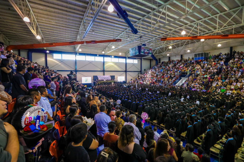 Invitó Alcalde Carlos Peña Ortiz a egresados de CBTIS 7 a continuar su preparación 