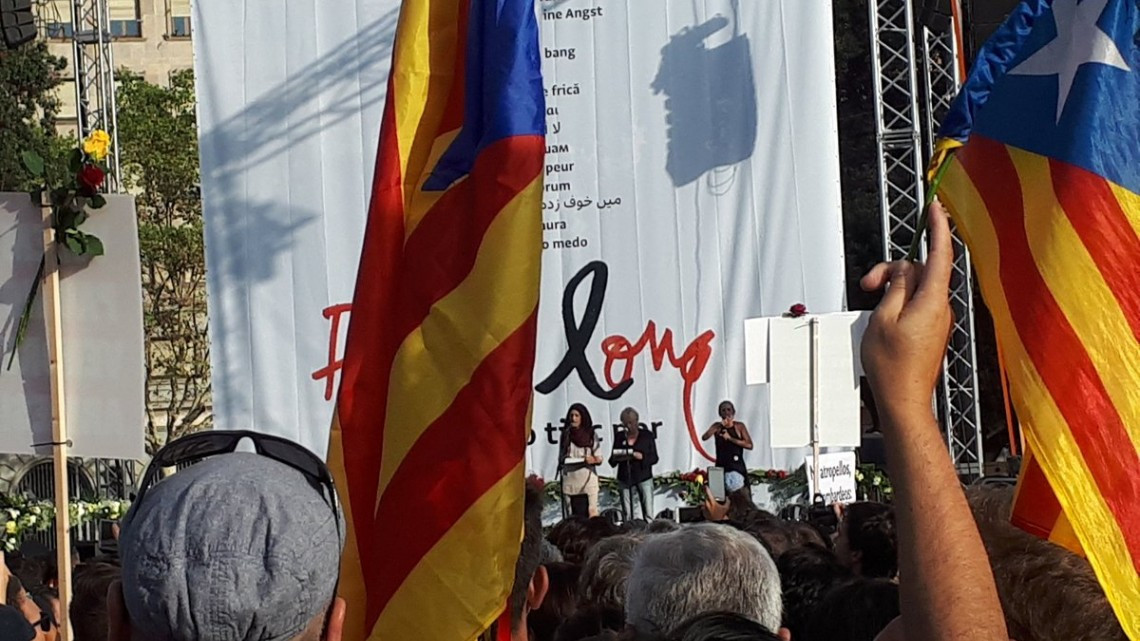 Barcelona levanta la voz contra el terrorismo