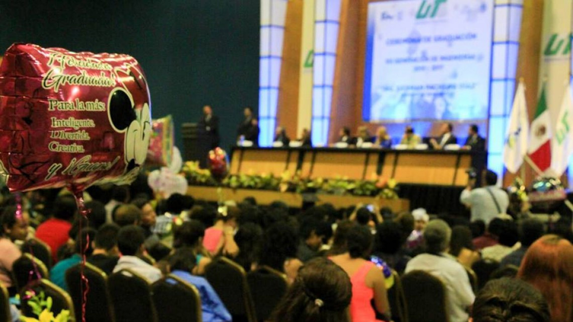 Alcaldesa felicita a la XIII Generación de Ingeniería de la UT