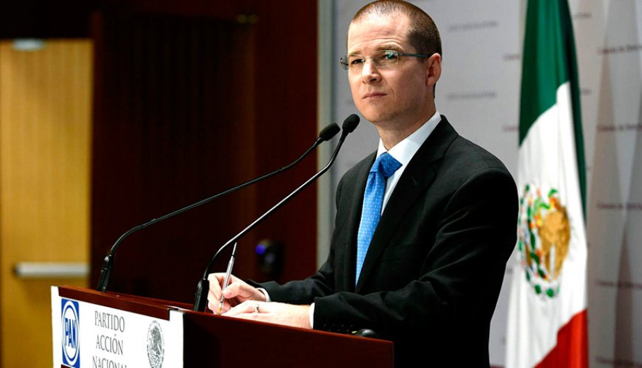 Ricardo Anaya asiste a reunión con migrantes mexicanos en Houston