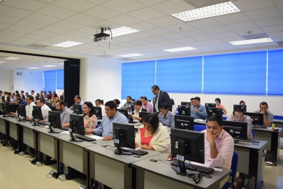 Aplican examen a aspirantes a consejeros electorales estatales