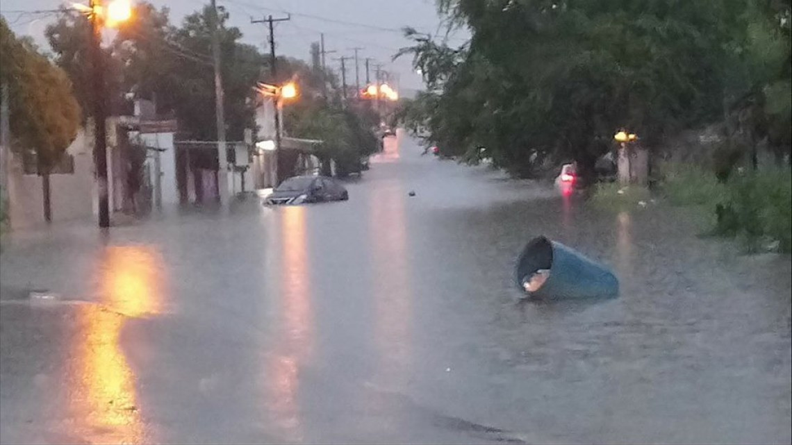 Lluvias provocan caos en calles de Reynosa