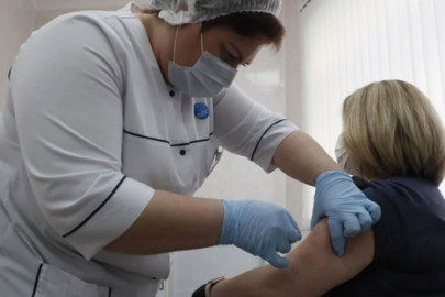 Putin descarta obligar a rusos a vacunarse contra la Covid-19