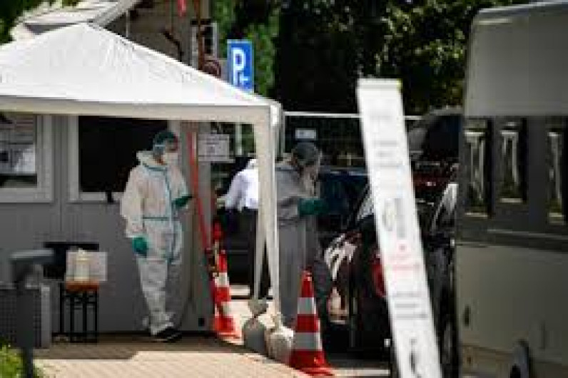 En cuarentena, 900 personas en Alemania tras fiesta 