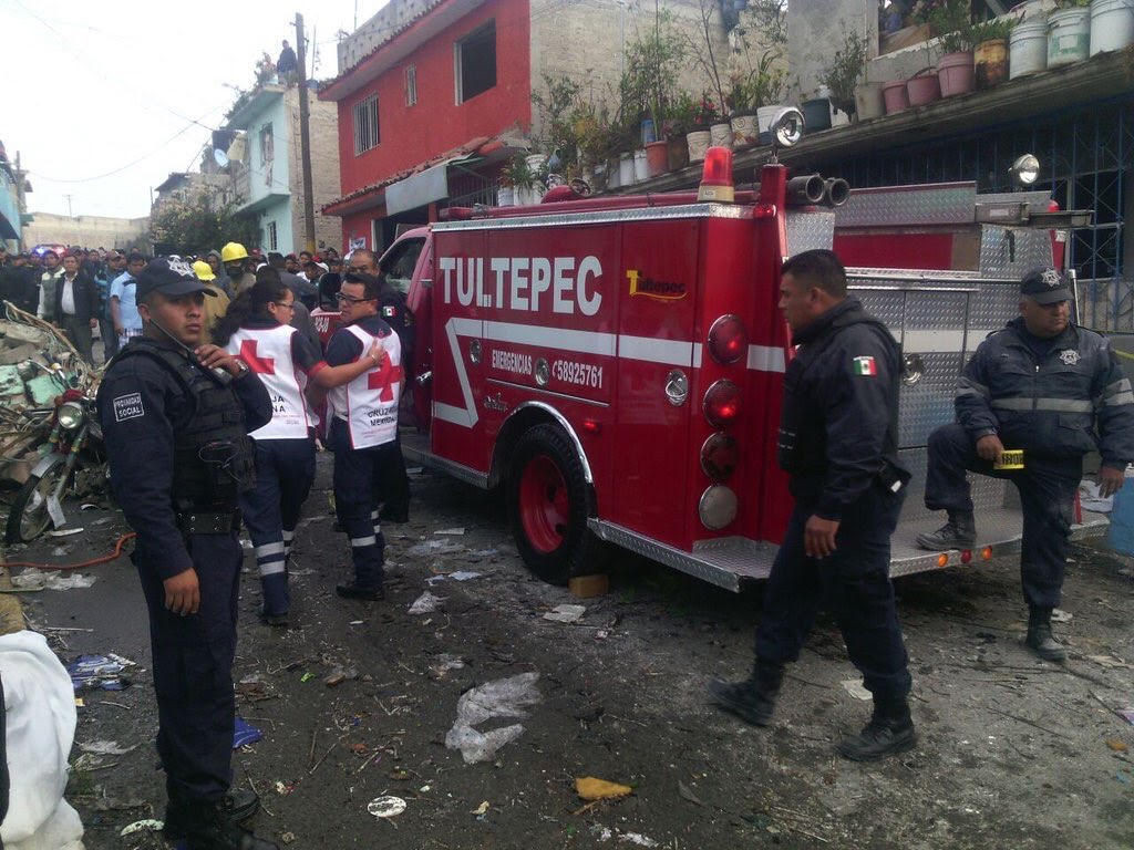 Aumenta el número de muertes por explosión en Tultepec