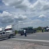 Campesinos vuelven a bloquear carretera Reynosa-Monterrey 