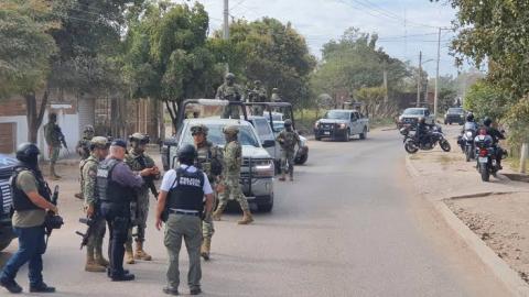 Refuerzan seguridad en Sinaloa tras captura de "El Mayo"