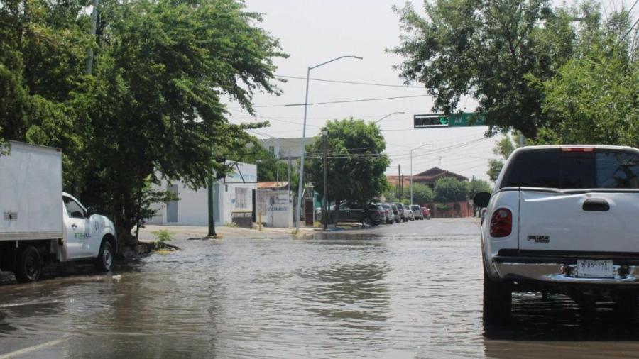 NotiGAPE Lluvias En Nuevo Laredo Provocan Baches Encharcamientos E Inundaciones