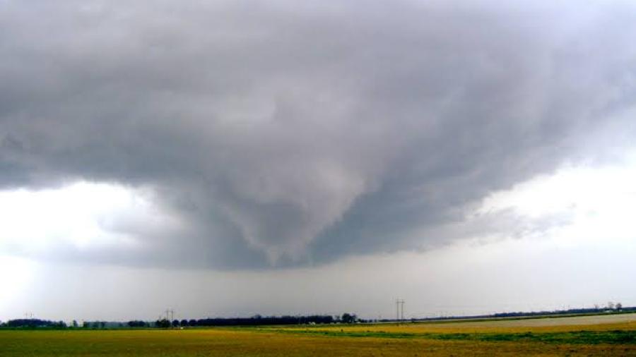 Emiten alerta de tornado para el sur de Texas 