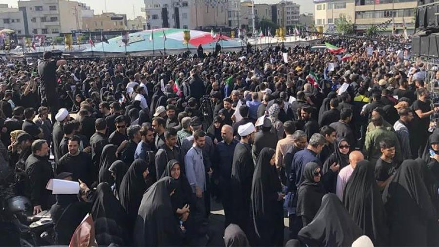 Irán celebra masivo funeral por el presidente Ebrahim Raisí